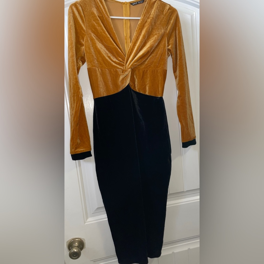 Twist Front Velvet Slit Hem Dress